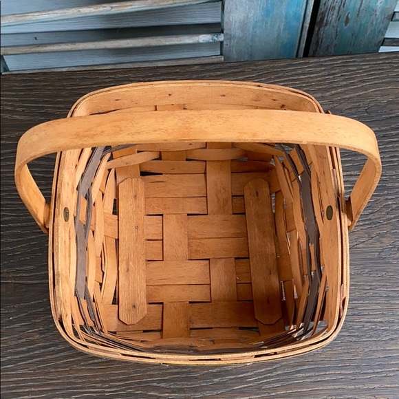 Longaberger JW Collection Berry Basket 1990 - Picture 2 of 11
